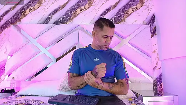 Alexander Halls online show from 9, 3, 2026