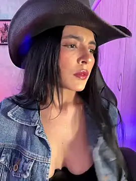 Cristal Cerati  online show from 14, 11, 2025