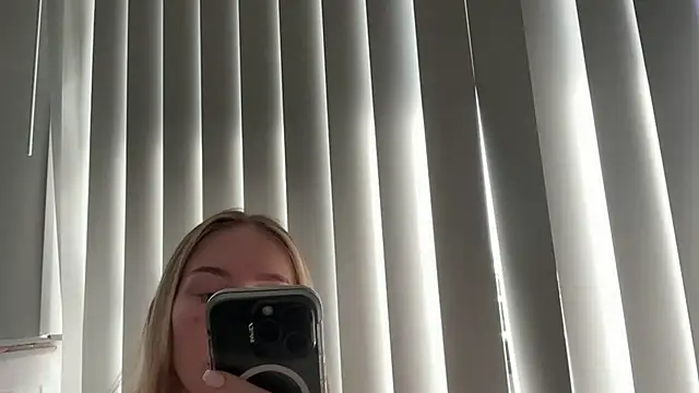 GigiLinks online show from 11, 11, 2025