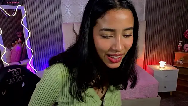 Snapshot of Joselyn_tay chatting on 26, 4, 2026 Joselyn tay online show from 26, 4, 2026