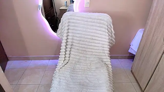 catte jensen online show from 2, 12, 2025