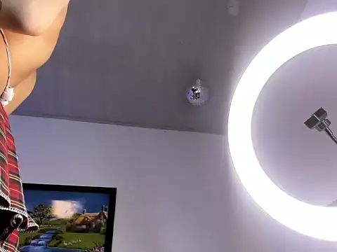 Snapshot of venuz_sweet_anal chatting on 13, 11, 2025 venuz sweet anal online show from 13, 11, 2025