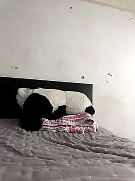 Manu Hot xxx 2001 online show from 13, 11, 2025