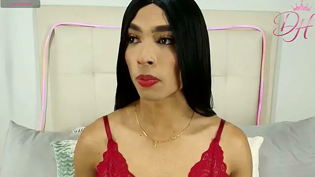 Daphne Hills online show from 4, 4, 2026