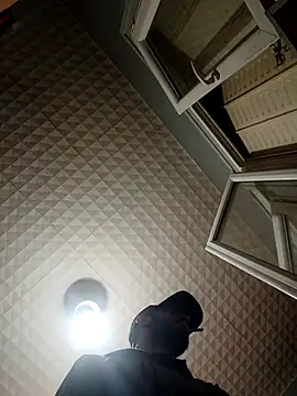 hotguy71000 online show from 28, 2, 2026