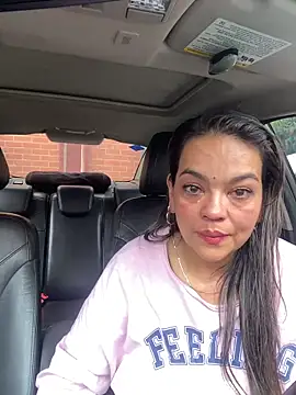 tasha velvet online show from 19, 4, 2026