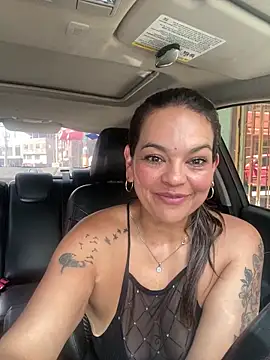 tasha velvet online show from 22, 4, 2026