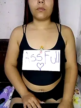 Girl Nasty Dirty online show from 4, 12, 2025