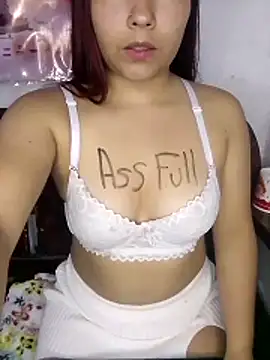 Girl Nasty Dirty online show from 30, 11, 2025