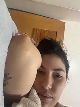 Anna Bitch Disgusting online show from 11, 6, 2026