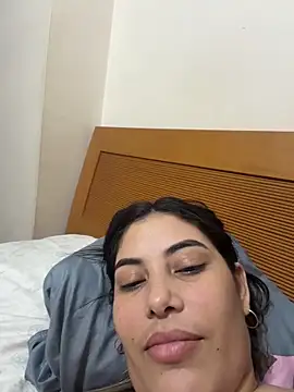 Anna Bitch Disgusting online show from 8, 4, 2026