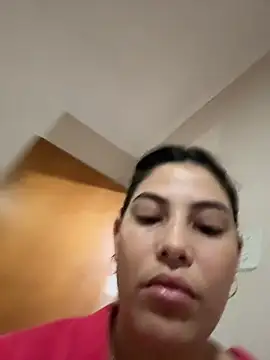 Anna Bitch Disgusting online show from 28, 11, 2025