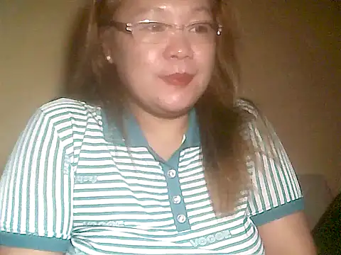 loriepinay46 online show from 11, 3, 2026