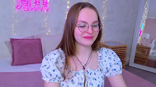 MadisonSmitt online show from 3, 2, 2026