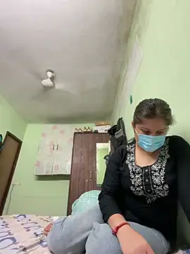 Cute hotzara online show from 12, 3, 2026