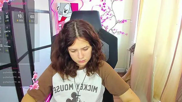 Snapshot of Anora_Miller chatting on 18, 11, 2025 Anora Miller online show from 18, 11, 2025