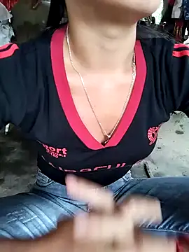 gugu0022 online show from 16, 4, 2026