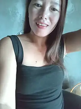 Snapshot of Lyly_sexyy chatting on 5, 6, 2026 Lyly sexyy online show from 5, 6, 2026