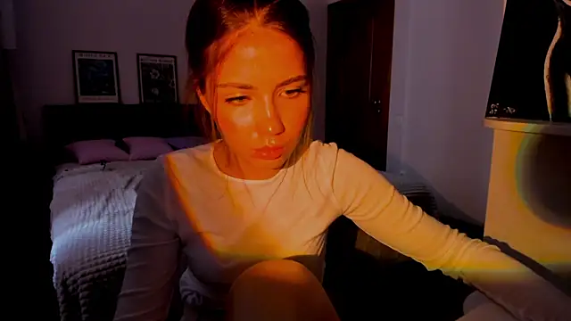 Snapshot of Aurora_Glow21 chatting on 12, 6, 2026 Aurora Glow21 online show from 12, 6, 2026