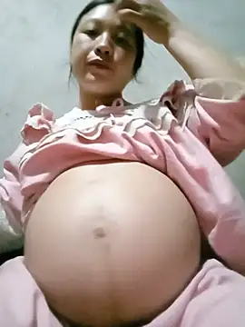 Snapshot of Micky_baby chatting on 18, 5, 2026 Micky baby online show from 18, 5, 2026
