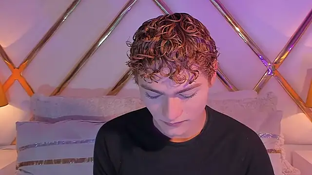 JacobRusso online show from 11, 4, 2026