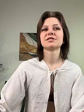 Shy Vivi online show from 2, 3, 2026