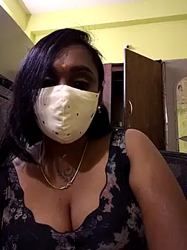 Dharshini98 online show from 6, 2, 2026