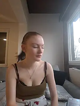 Lilly hase online show from 2, 12, 2025