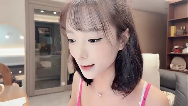 Butterbear online show from 5, 12, 2025