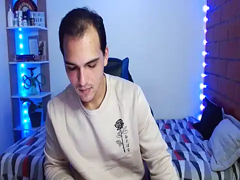 Maax30233 online show from 16, 11, 2025