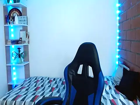 Maax30233 online show from 23, 11, 2025