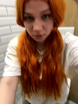 Outdoor Stefii online show from 13, 11, 2025