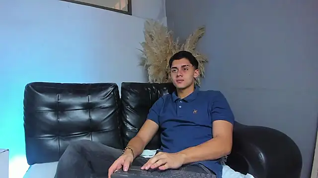 ZeusBrant online show from 13, 3, 2026