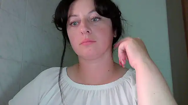Snapshot of MelinaAx chatting on 5, 7, 2026 MelinaAx online show from 5, 7, 2026