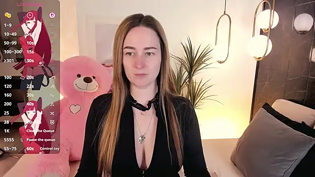 Snapshot of EmmaBloomm chatting on 20, 7, 2026 EmmaBloomm online show from 20, 7, 2026