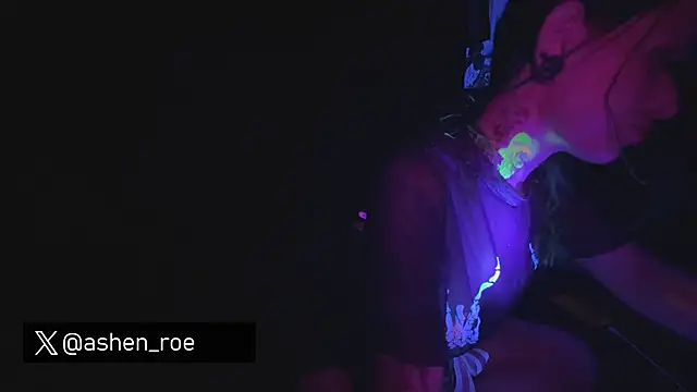 AshenRoe online show from 1, 3, 2026