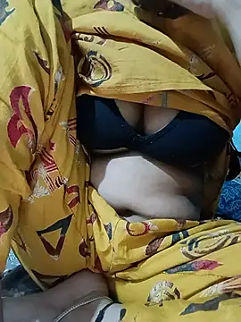 Snapshot of beutiful_hot chatting on 10, 7, 2026 beutiful hot online show from 10, 7, 2026