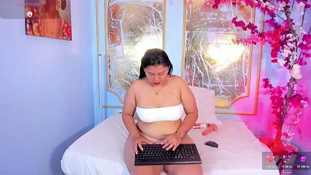 luna blaze cr online show from 24, 11, 2025