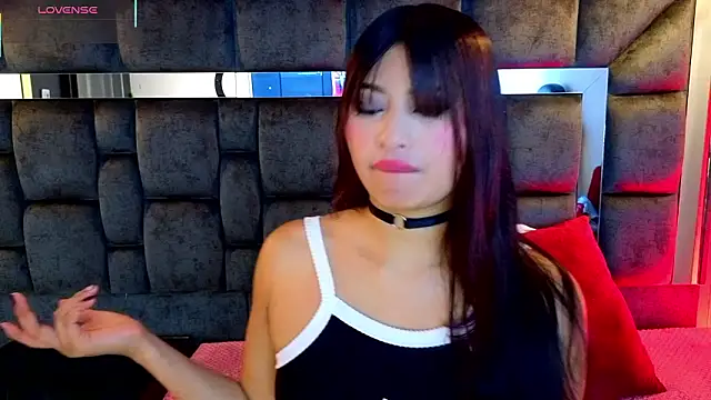 IssaJones  online show from 24, 3, 2026