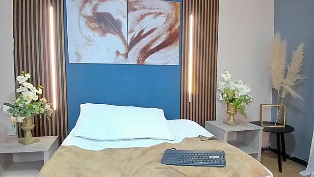 two on fire online show from 21, 11, 2025