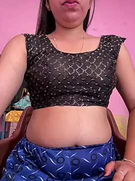 Snapshot of isha_sharma2002 chatting on 5, 5, 2026 isha sharma2002 online show from 5, 5, 2026