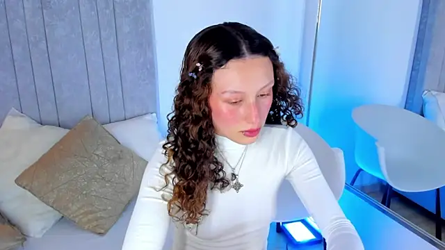 Martina 077 online show from 12, 2, 2026