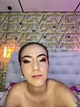 MelanyyJhonson15 online show from 18, 4, 2026