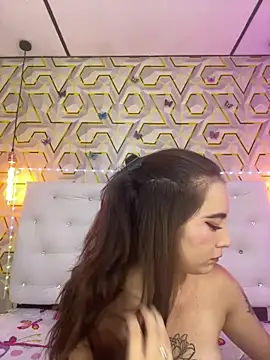 MelanyyJhonson15 online show from 3, 4, 2026