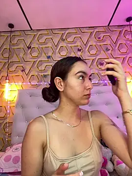 MelanyyJhonson15 online show from 8, 2, 2026