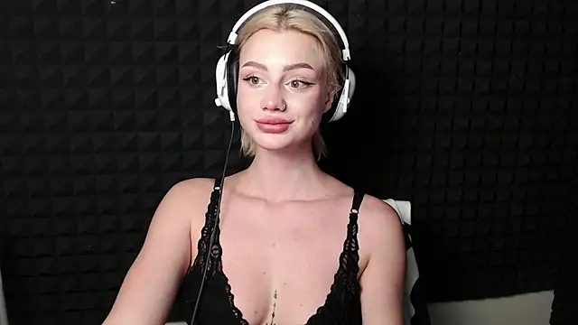 RealLinaaa online show from 12, 11, 2025