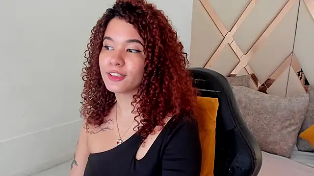 avrilwaynee online show from 24, 2, 2026