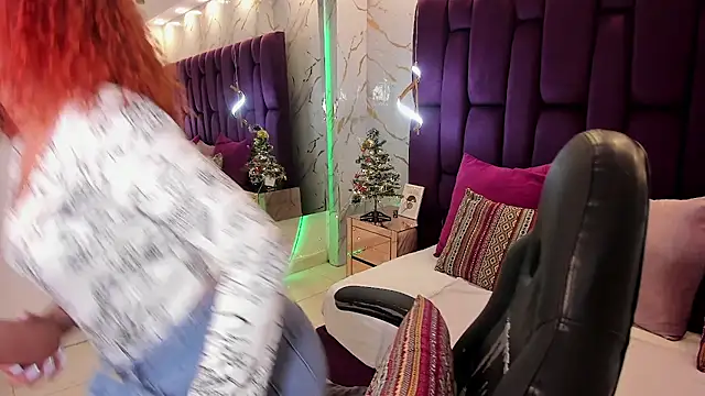 Snapshot of avrilwaynee chatting on 26, 11, 2025 avrilwaynee online show from 26, 11, 2025