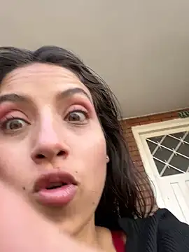 Paulett Smith online show from 23, 11, 2025