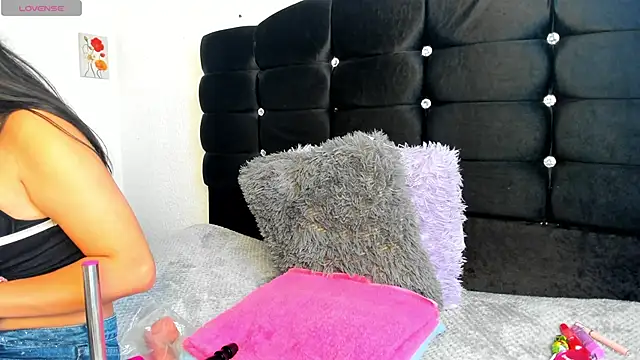 Dulce1 sofia01 online show from 26, 11, 2025